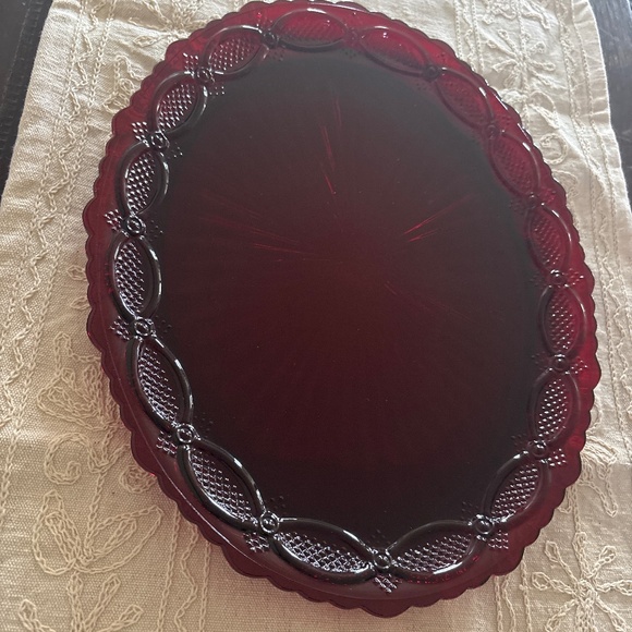 Vintage Avon 1876 Cape Cod Ruby Red Glass Platter - Picture 4 of 4